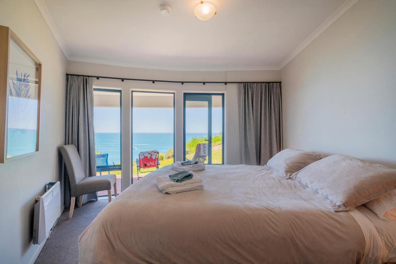 Oceana Heights Paradise - Beautiful 2 Bdrm Self Contained Tairua